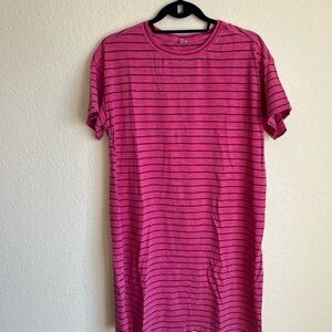 Old Navy pink Striped dress